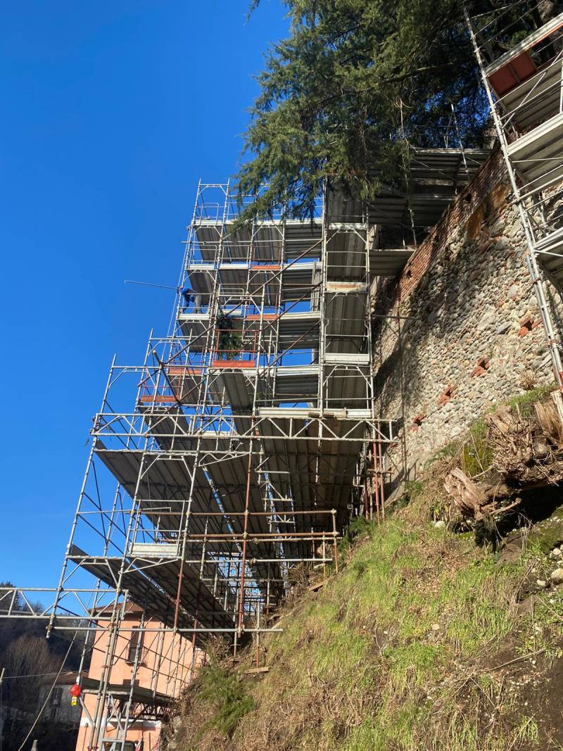 perin-ponteggi-castiglione-olona-ponteggio-riqualificazione-edificio-storico (5)